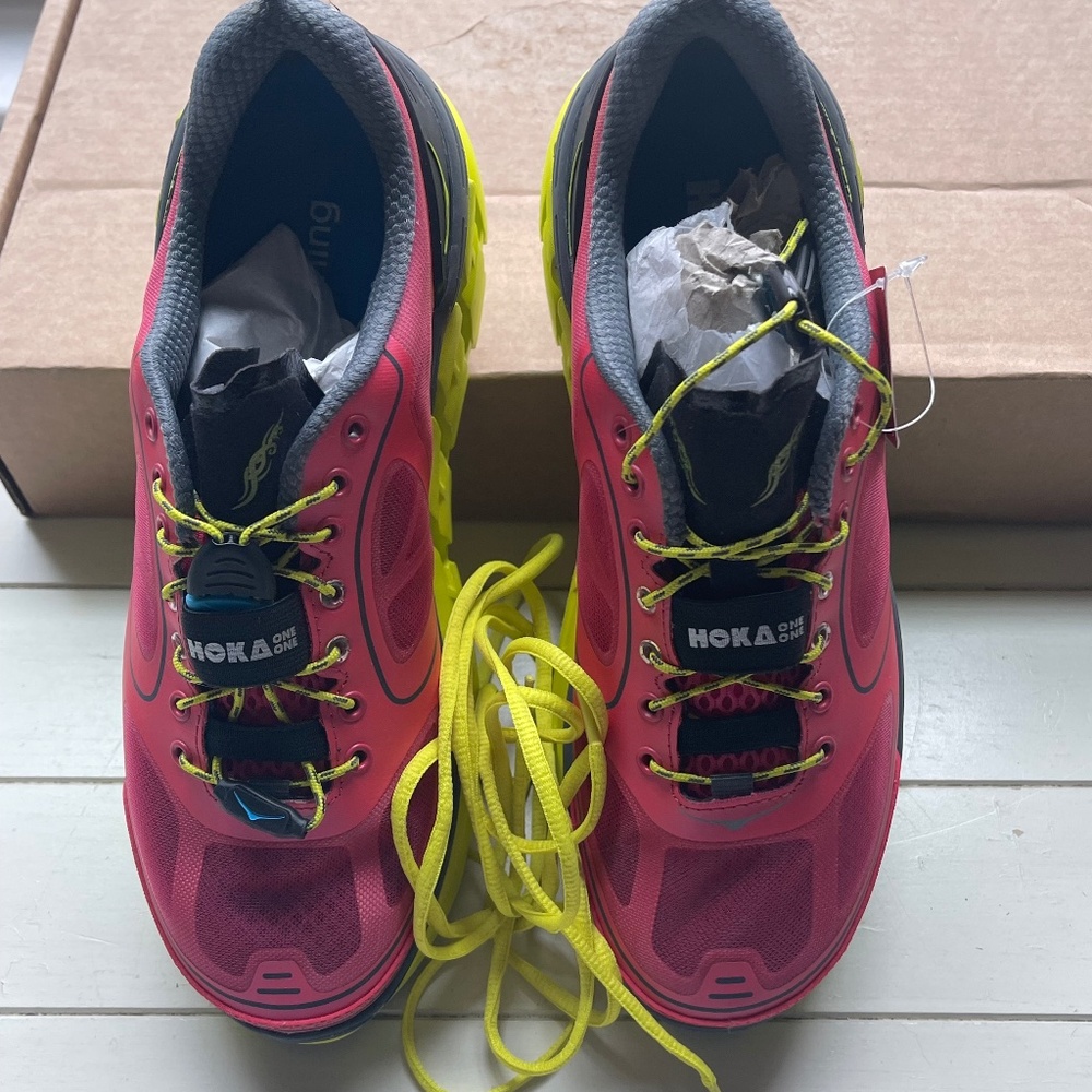 NEW Hoka One One Conquest 2 Running Shoe Womens Size 7.5